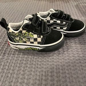 Baby Velcro vans